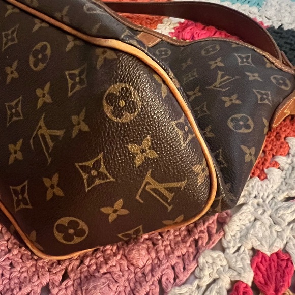 Louis Vuitton Delightful Shoulder Bag PM - Picture 8 of 12